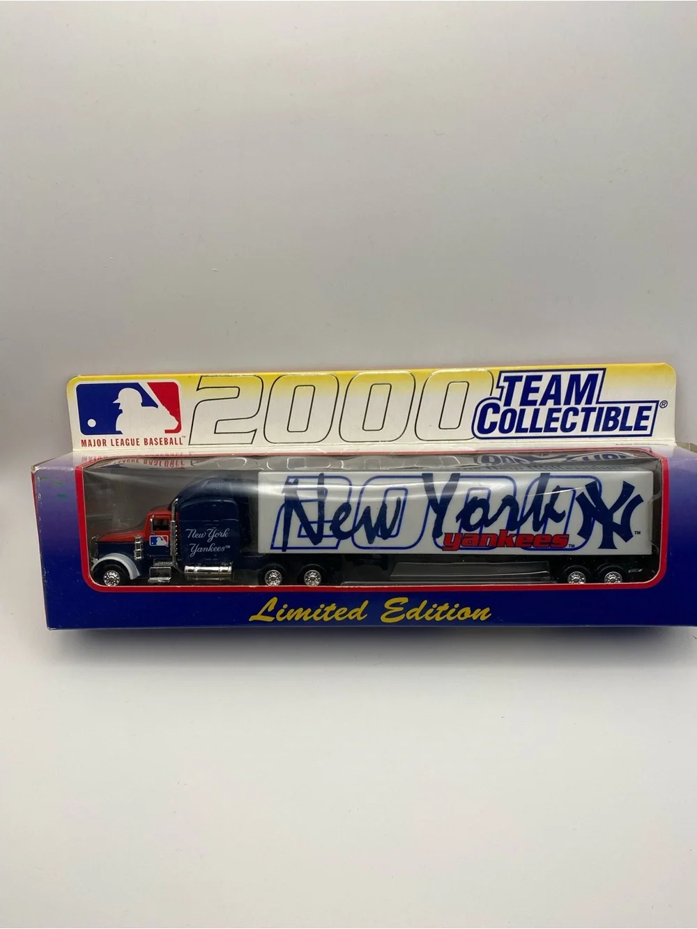 Rare Vintage New York Yankees Limited Edition Team Collectible Truck